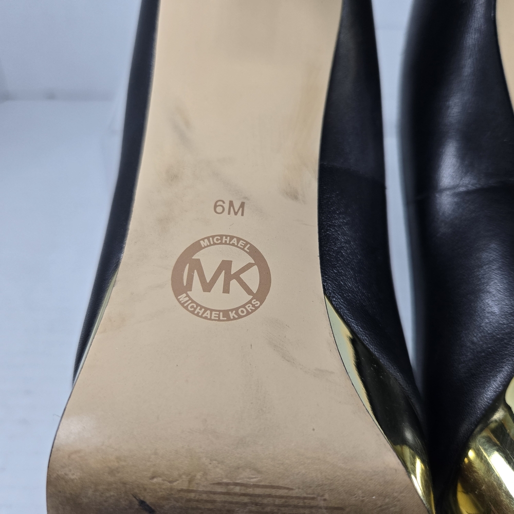 Michael Kors Chantal Black and Gold 4" Platform Pumps Heels Women's Size 6 - Picture 8 of 10